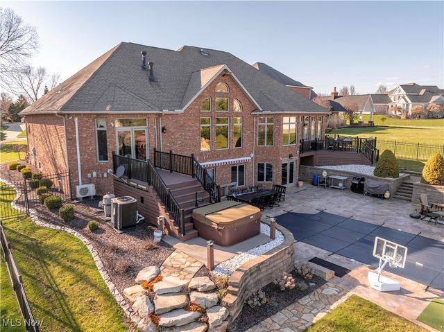 3495 Chadwick Drive, Uniontown, OH 44685