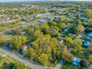 329 Reid Road, Grand Blanc, MI 48439