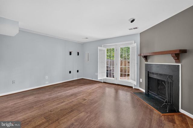 3334 2ND ST S, Arlington, VA 22204