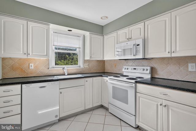 3334 2ND ST S, Arlington, VA 22204
