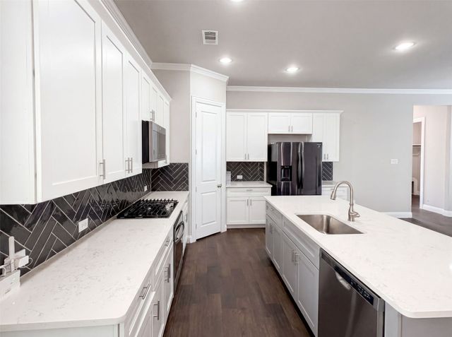 17628 Bottlebrush Drive, Dallas, TX 75252