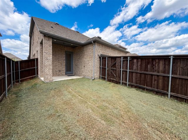 17628 Bottlebrush Drive, Dallas, TX 75252