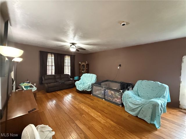 1293 Township Road 384, Steubenville, OH 43952