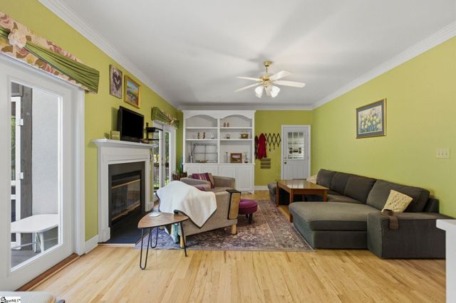 352 Round Ridge Road, Spartanburg, SC 29302