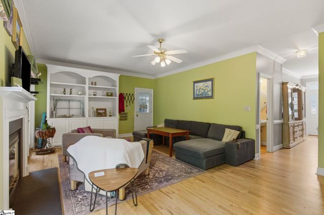 352 Round Ridge Road, Spartanburg, SC 29302