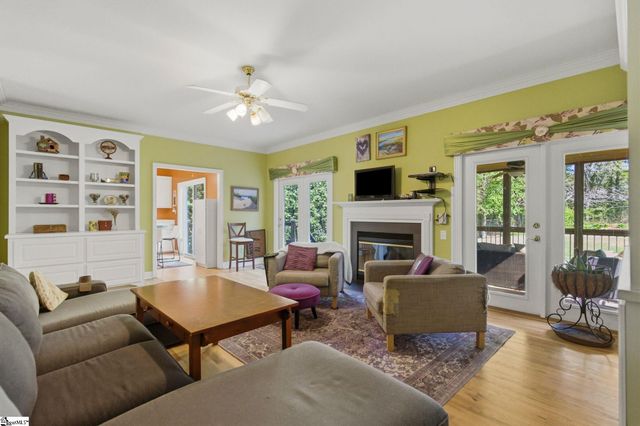 352 Round Ridge Road, Spartanburg, SC 29302