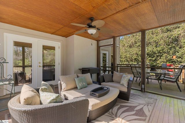 352 Round Ridge Road, Spartanburg, SC 29302