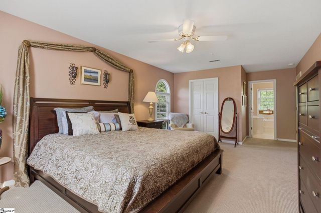 352 Round Ridge Road, Spartanburg, SC 29302