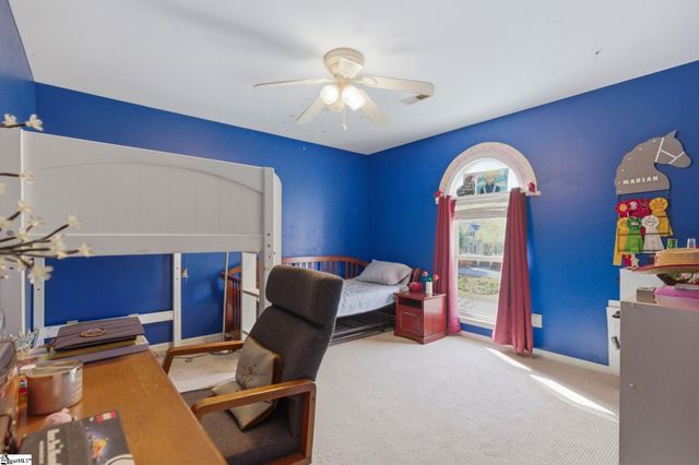 352 Round Ridge Road, Spartanburg, SC 29302