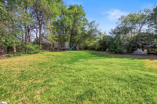 352 Round Ridge Road, Spartanburg, SC 29302