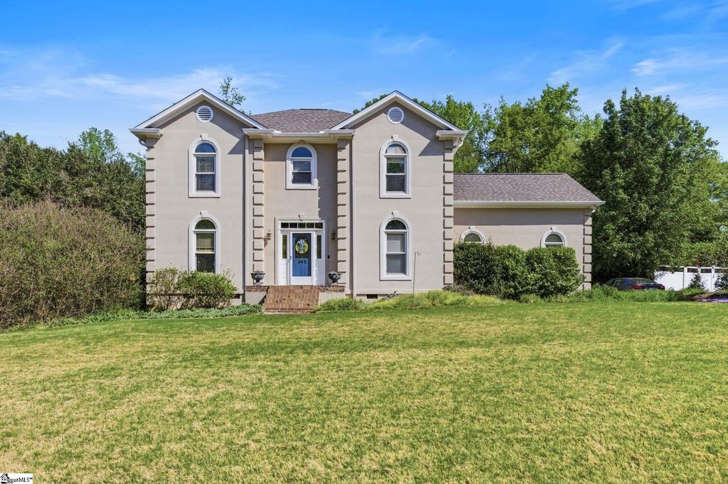 352 Round Ridge Road, Spartanburg, SC 29302