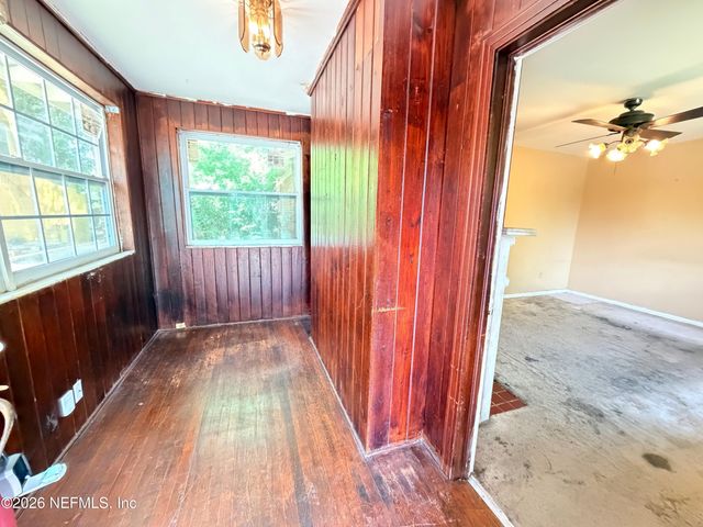 6819 N PEARL Street, Jacksonville, FL 32208