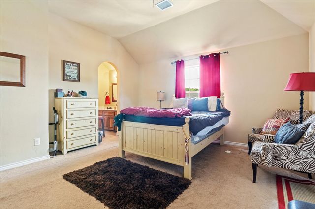 1107 Nimitz Drive, Duncanville, TX 75137