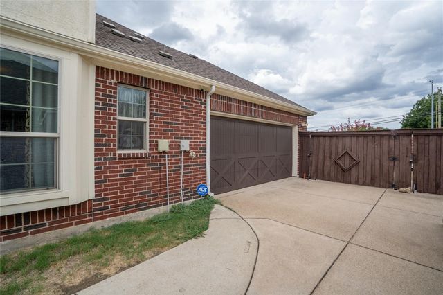 1107 Nimitz Drive, Duncanville, TX 75137