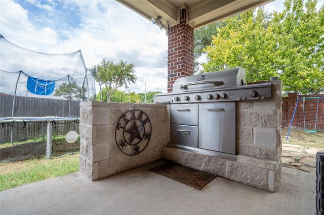 1107 Nimitz Drive, Duncanville, TX 75137