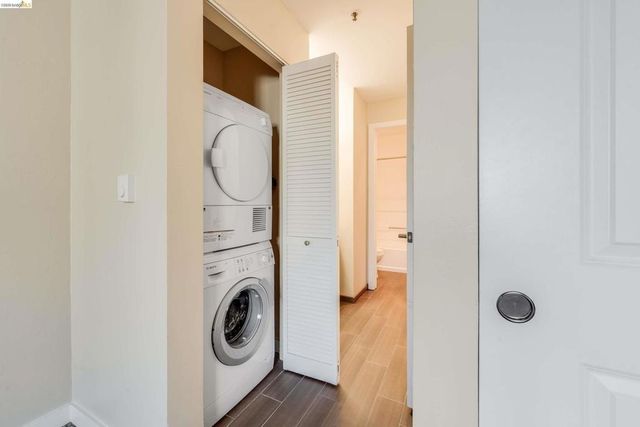 6400 Christie Ave 3322, Emeryville, CA 94608