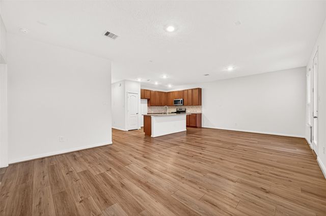 12602 Blue Jay Cove Lane, Houston, TX 77044