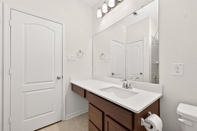 12602 Blue Jay Cove Lane, Houston, TX 77044
