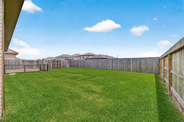 12602 Blue Jay Cove Lane, Houston, TX 77044