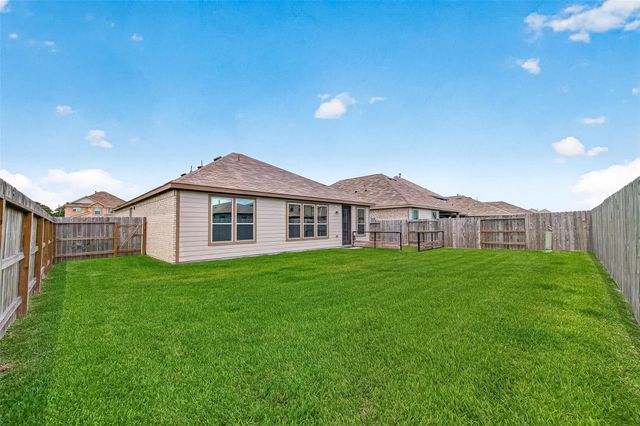 12602 Blue Jay Cove Lane, Houston, TX 77044