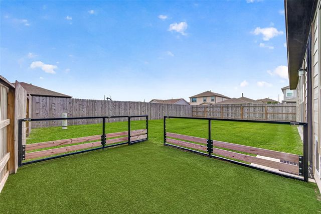 12602 Blue Jay Cove Lane, Houston, TX 77044