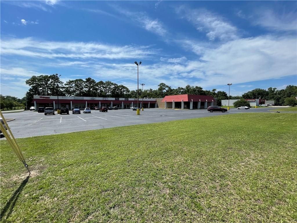 2912 Dauphin Island Parkway, Mobile, AL 36605 — exterior