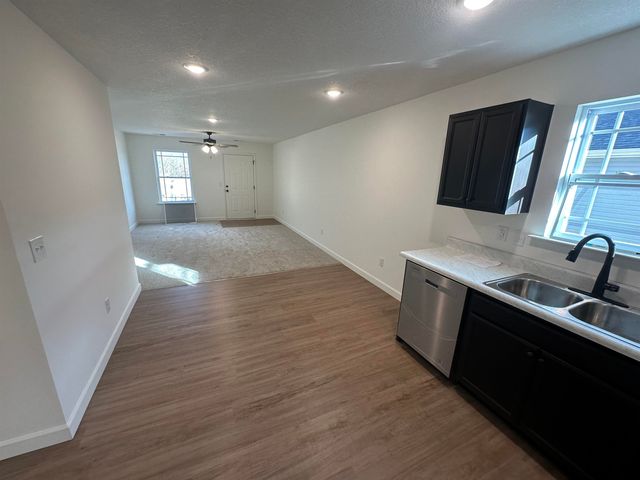 540 Molly Parker Lane, Spartanburg, SC 29301