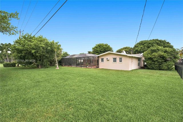 8010 SW 139th Ter, Palmetto Bay, FL 33158