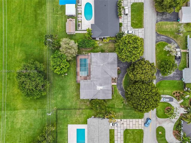 8010 SW 139th Ter, Palmetto Bay, FL 33158
