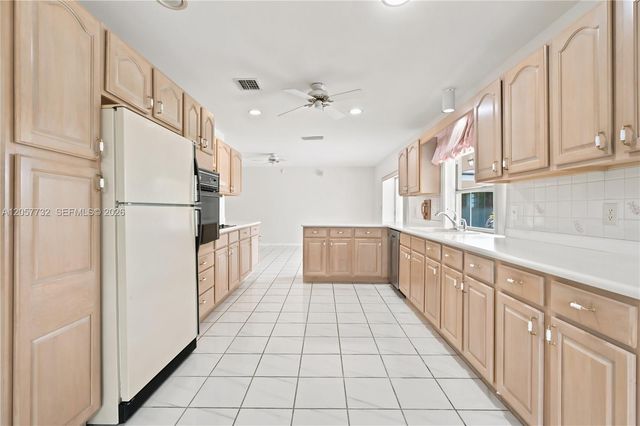 8010 SW 139th Ter, Palmetto Bay, FL 33158