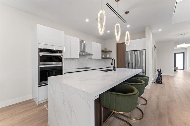 1103 NE 16th Avenue, Fort Lauderdale, FL 33304