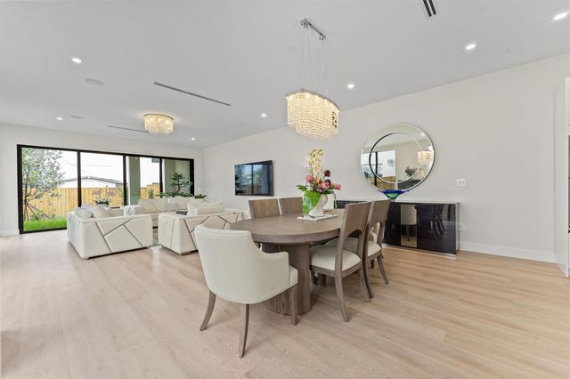 1103 NE 16th Avenue, Fort Lauderdale, FL 33304
