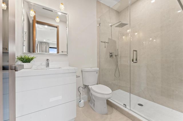 1103 NE 16th Avenue, Fort Lauderdale, FL 33304