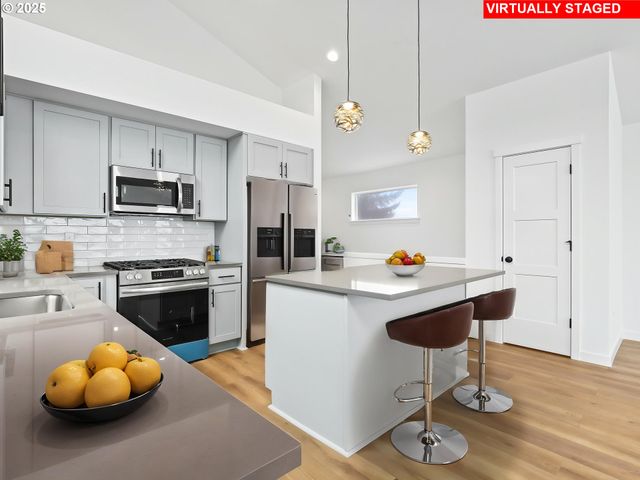 41920 DESCHUTES Ave, Sandy, OR 97055