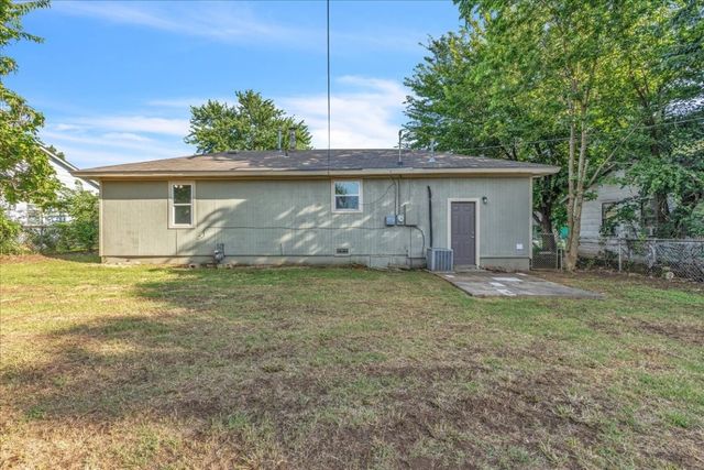 1113 S Locust Drive, Midwest City, OK 73110
