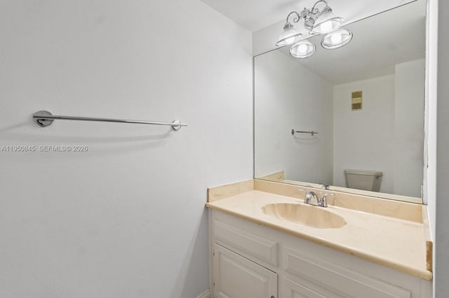 7064 SW 114th Pl B, Miami, FL 33173