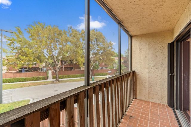 7064 SW 114th Pl B, Miami, FL 33173