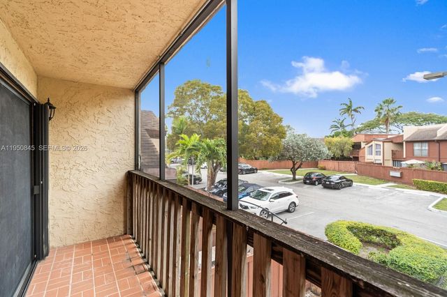 7064 SW 114th Pl B, Miami, FL 33173