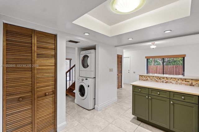 7064 SW 114th Pl B, Miami, FL 33173