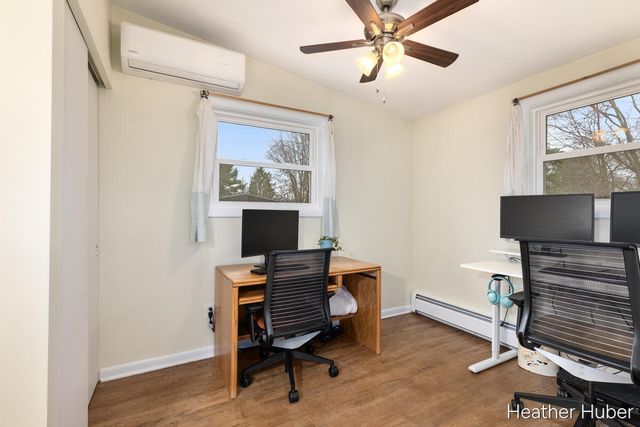8314 Peachtree Avenue NE, Rockford, MI 49341