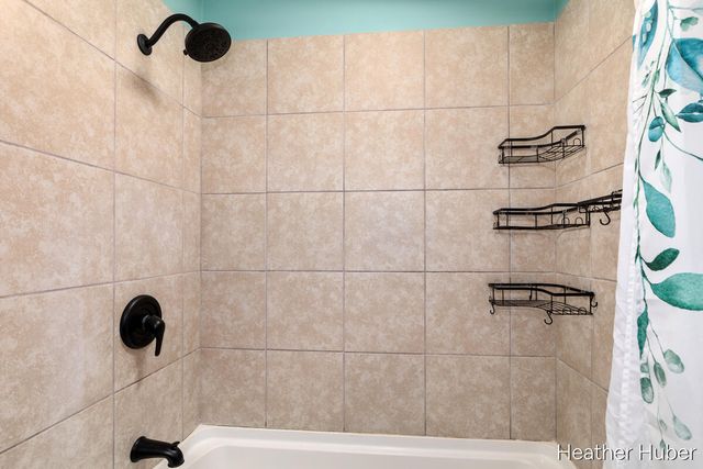 8314 Peachtree Avenue NE, Rockford, MI 49341