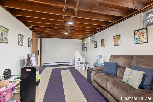 8314 Peachtree Avenue NE, Rockford, MI 49341
