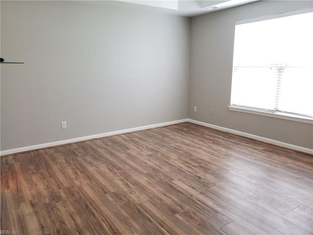 851 Norview Ave Apt 206, Norfolk, VA 23513