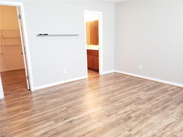 851 Norview Ave Apt 206, Norfolk, VA 23513
