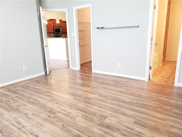 851 Norview Ave Apt 206, Norfolk, VA 23513