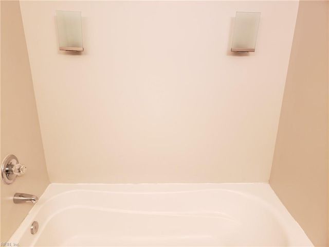 851 Norview Ave Apt 206, Norfolk, VA 23513