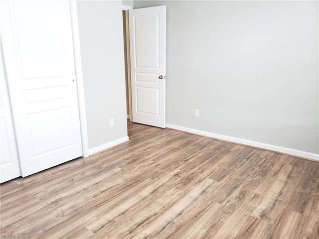 851 Norview Ave Apt 206, Norfolk, VA 23513