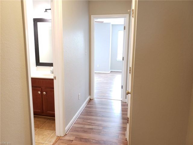 851 Norview Ave Apt 206, Norfolk, VA 23513