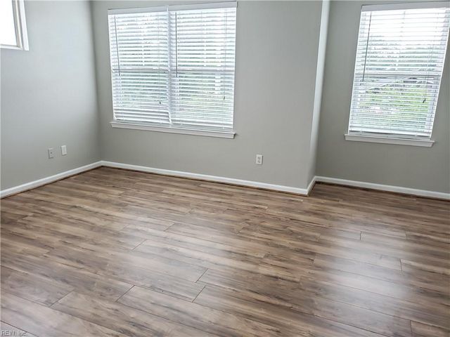 851 Norview Ave Apt 206, Norfolk, VA 23513