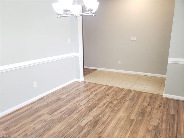 851 Norview Ave Apt 206, Norfolk, VA 23513